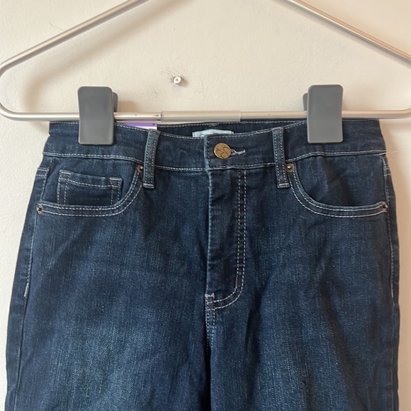 New Jessica Simpson High Rise Ankle Jean | Dark Denim - Picture 3 of 12